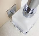 Savon liquide de porte de distributeur pour l’attache de furniturebudher à la colle pratique et aux trous de mur de zéro rapide