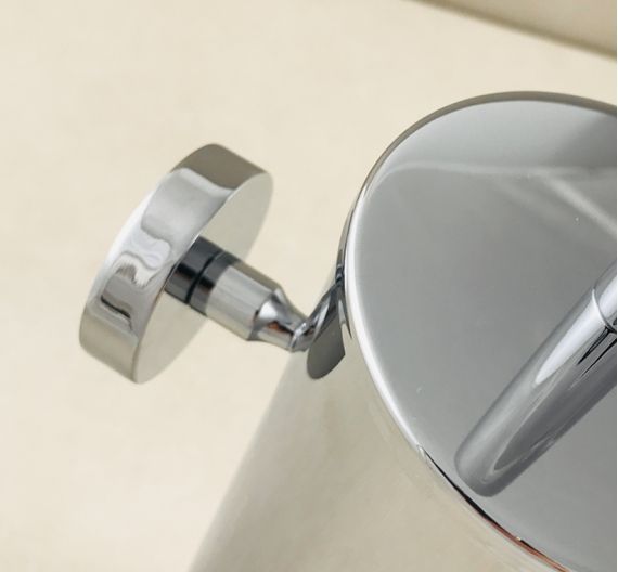 Scopino per il wc manico minimale in acciaio anti-ruggine linea ultra minimale sospeso a parete qualità artigianale