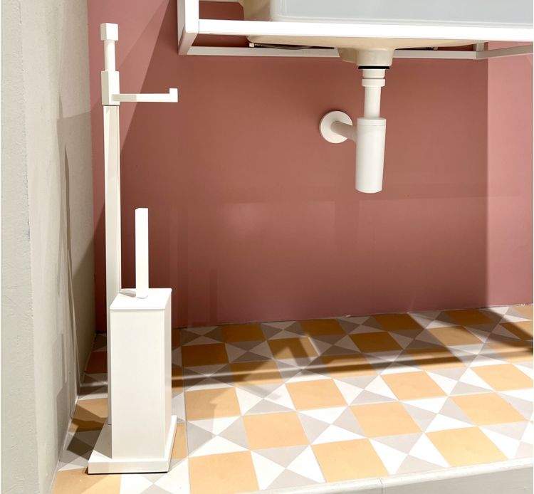 Piantana per arredamento da bagno da terra con porta carta igienica e  scopino bagno, prodotto artigianale di qualità