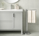 Piantana da lavabo per bagno elegante e classico colore cromo anti ruggine per sostenere gli asciugamanni da lavandino made in i